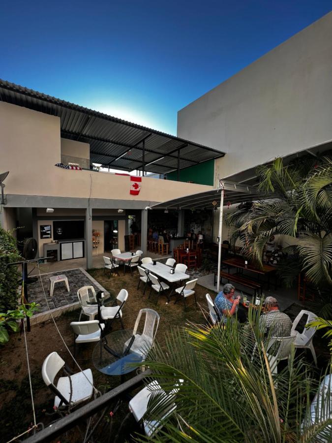 Hostal Bucerías Екстериор снимка